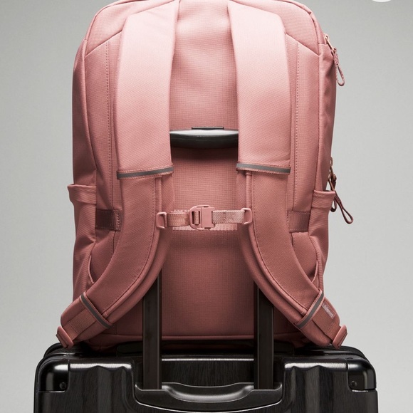 NWT lululemon Double-Zip Backpack 22L in Spiced Chai (11.4" x 5.5" x 18.1") - Picture 3 of 8